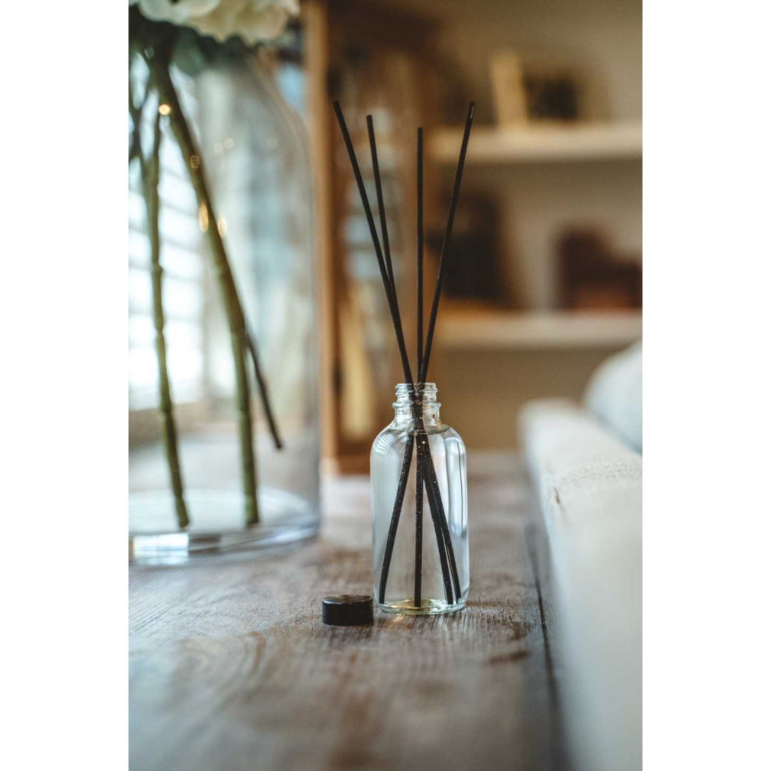 4 oz (Refill) Fall & Winter Scents:  Diffuser with Black Reeds